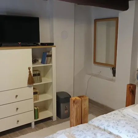 Tulipan Vendeghaz شقة Kosihy nad Iplom